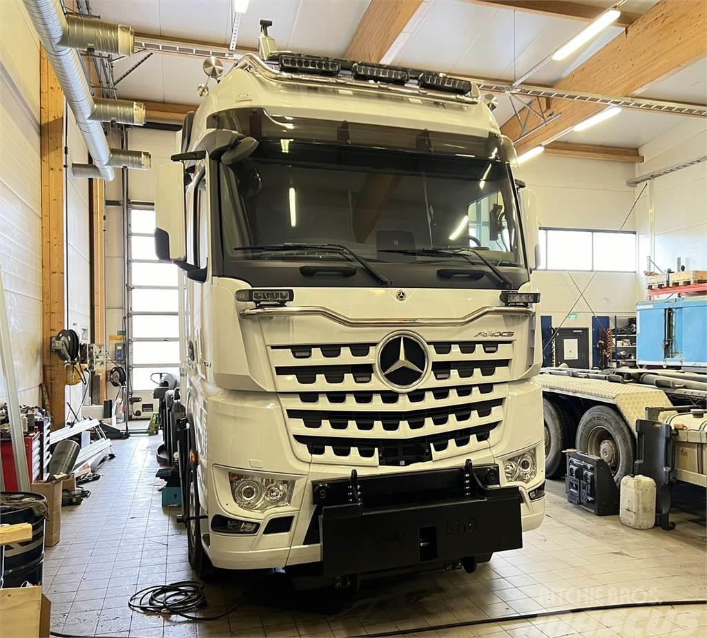Mercedes-Benz Arocs 3253L 8X4 Vrachtwagen met containersysteem