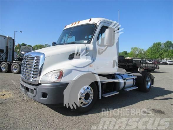 Freightliner CASCADIA 113 Tractor Units
