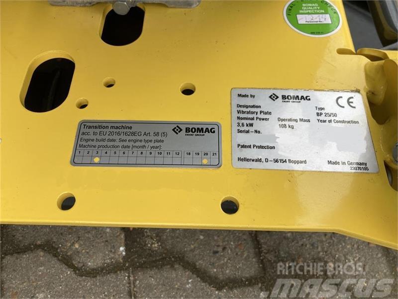 Bomag BP 25/50 Håndtagsregulering af vibrationer og ondr Plate compactors