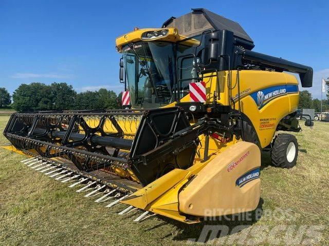 New Holland CX5080 Elevation Combine harvesters