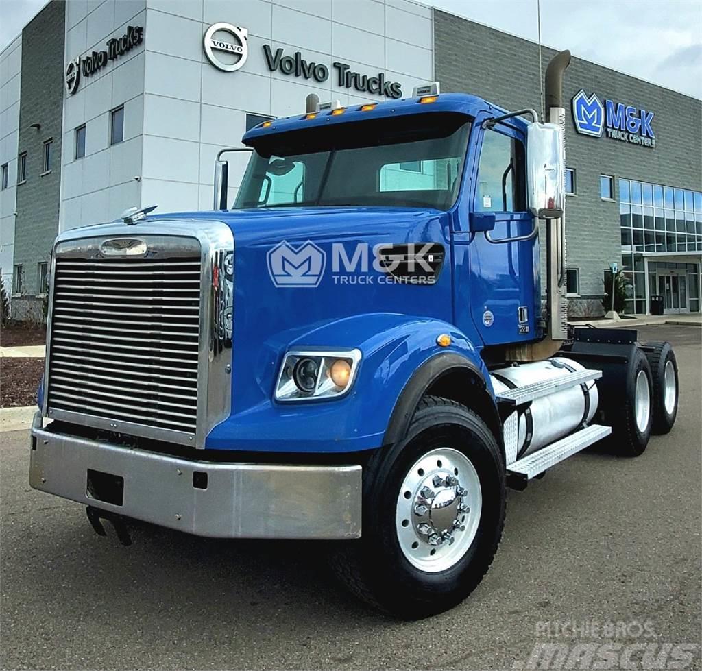 Freightliner 122SD Tractor Units