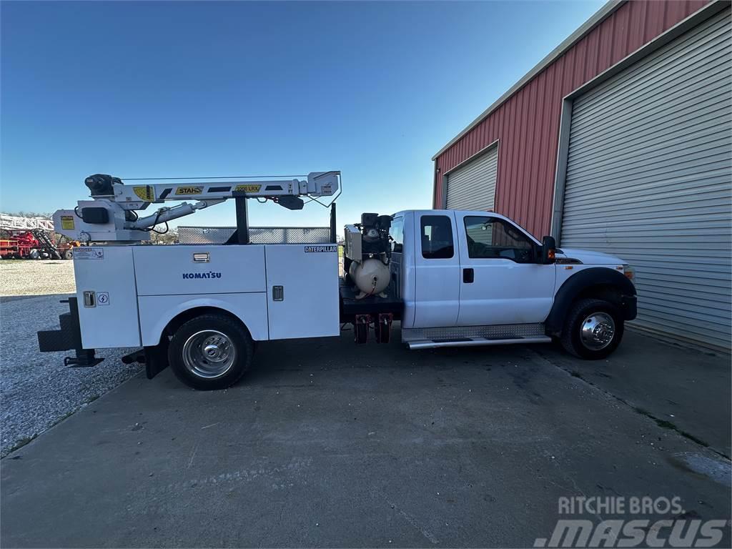 Ford F-450 Service Truck Anders