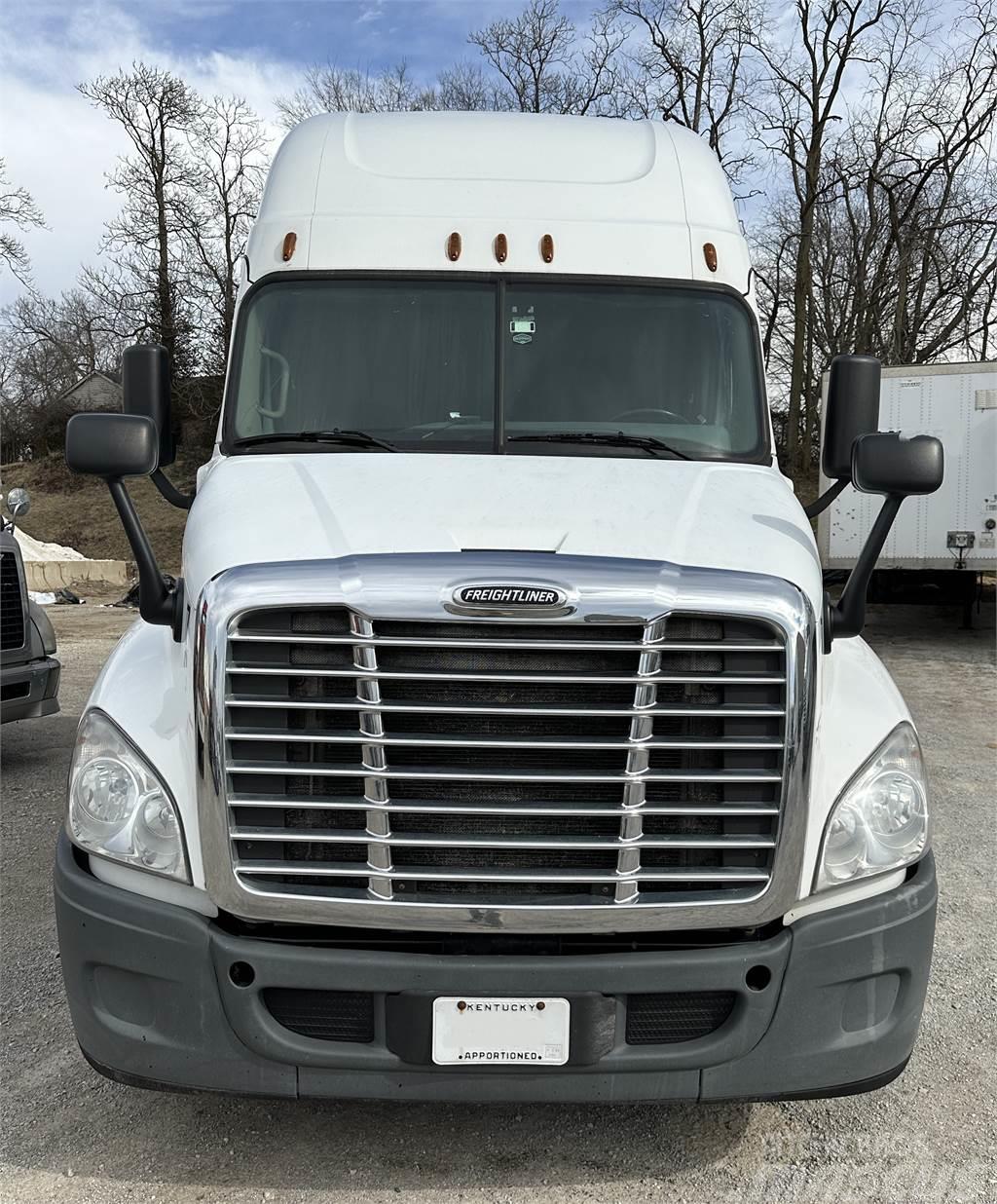 Freightliner Cascadia 125 Tractor Units