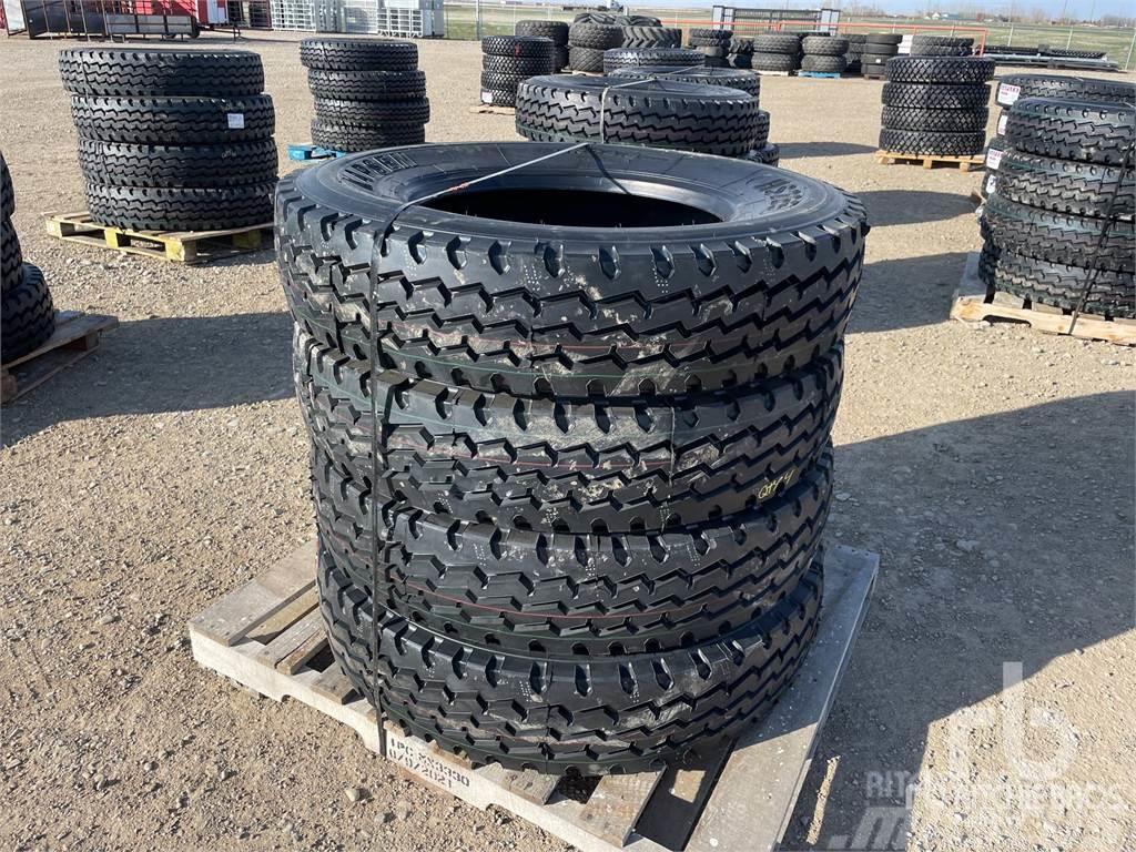 Kapsen Quantity of (8) 11R24.5 (Unused) Tyres, wheels and rims
