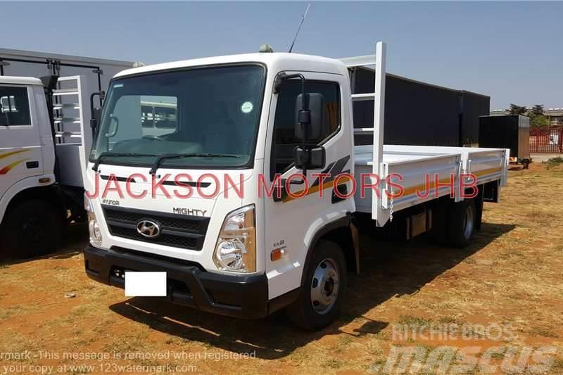 Hyundai MIGHTY EX8, WITH 4.900 METRE DROPSIDE BODY Other trucks
