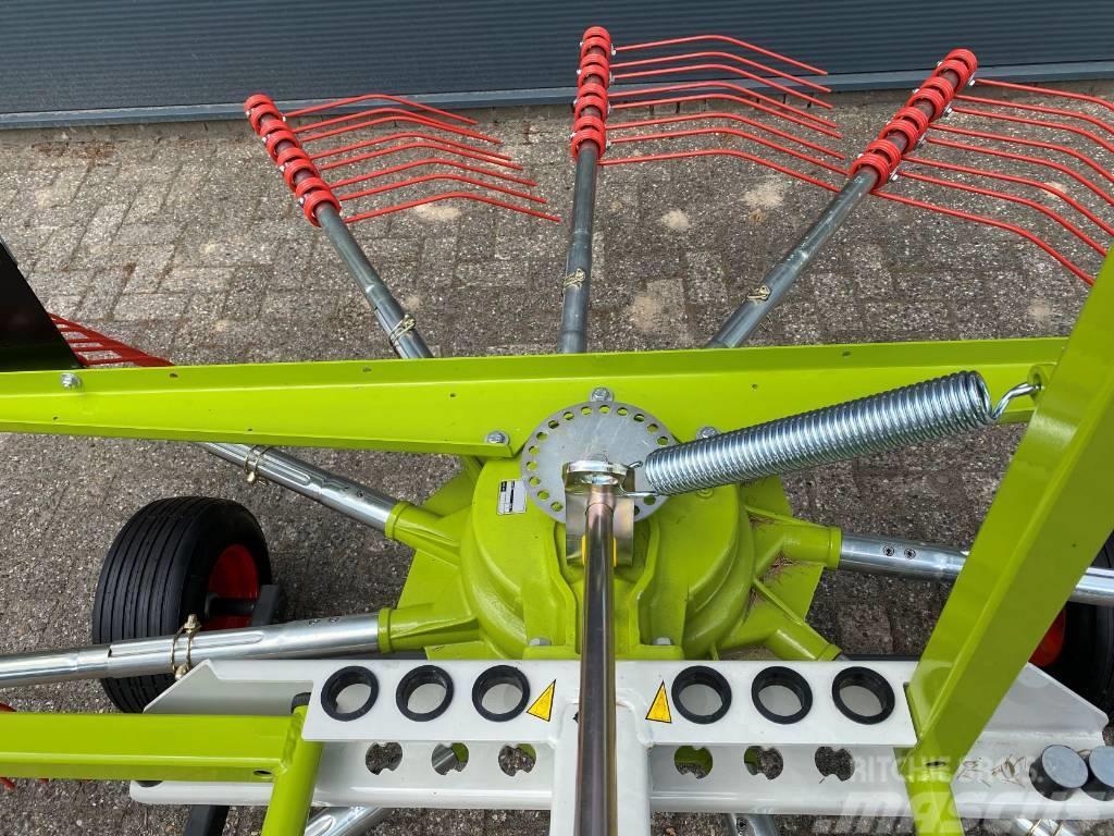 CLAAS liner 370 Windrowers