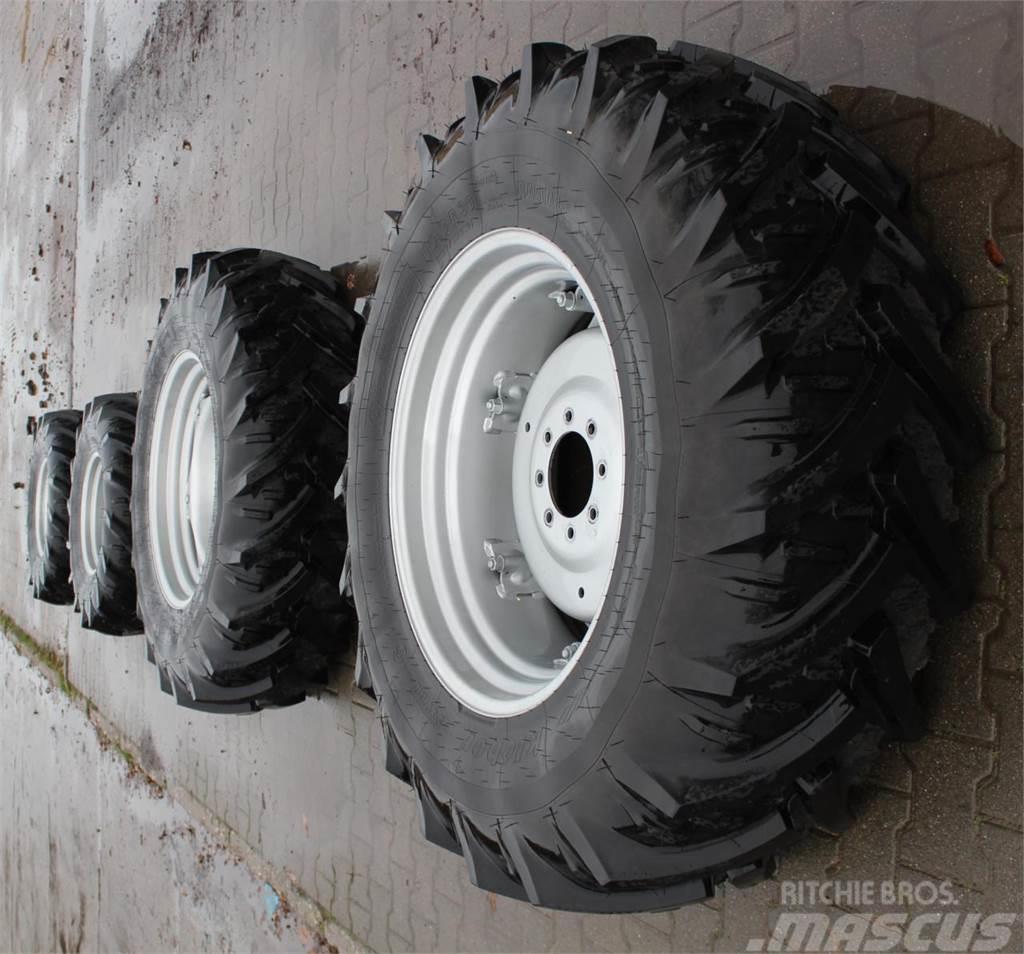Kleber 16.9R30 und 14.9LR20 Tyres, wheels and rims