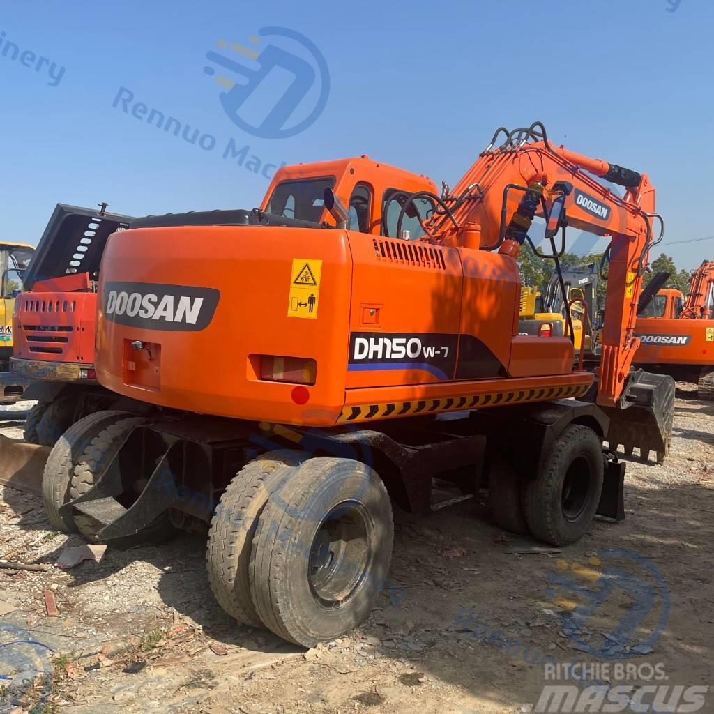 Doosan DH150W-7 Wheeled excavators