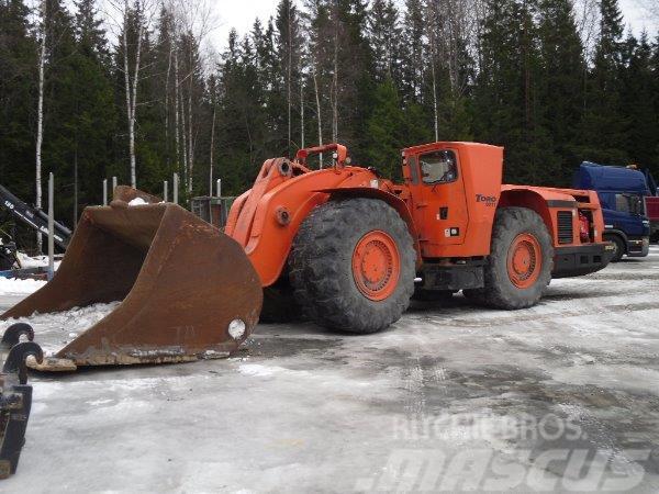 Sandvik Tamrok Toro 0011 Wheel loaders