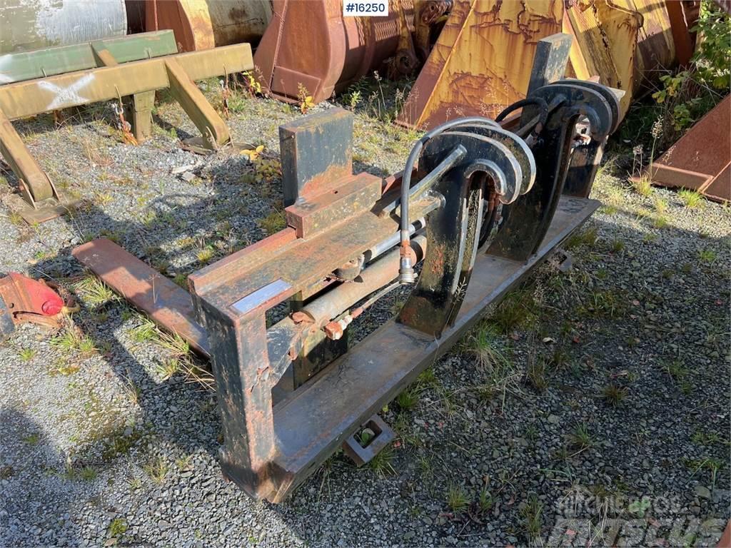 Gjerstad Pallet forks with/hydraulic width adjustment Other components