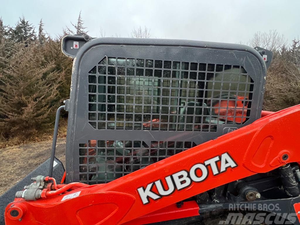 Kubota SVL75-2 Skid steer loaders