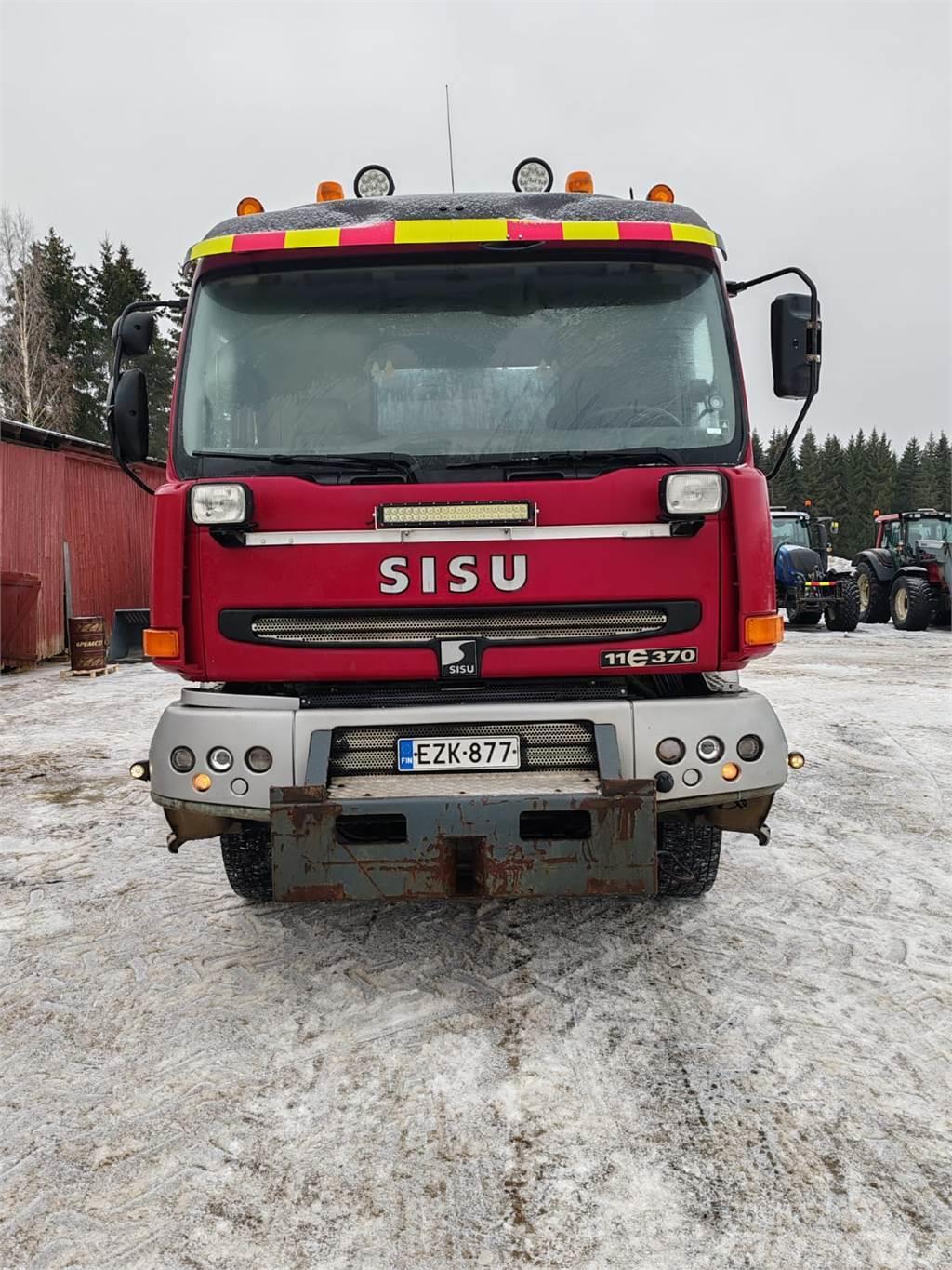 Sisu E11 370 Cable lift demountable trucks