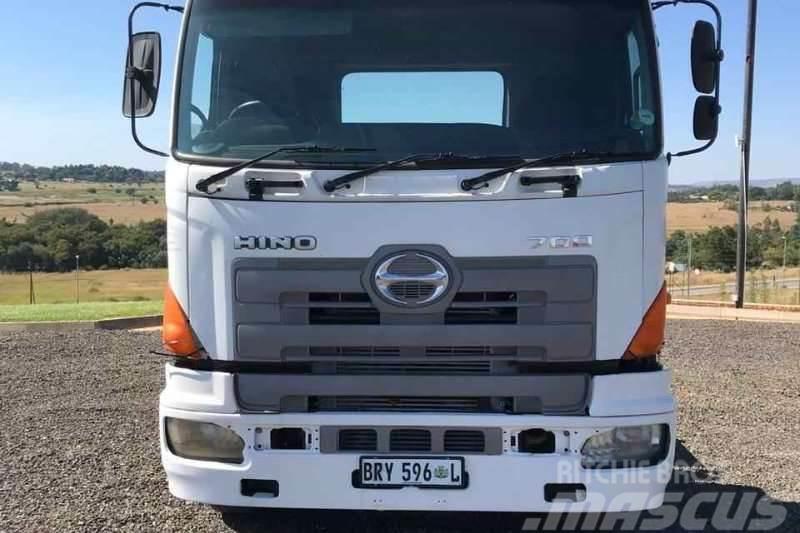 Hino 2008 Hino 700 57-450 Other trucks