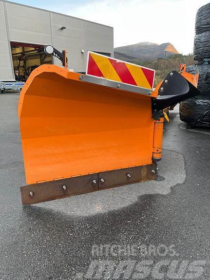 Tellefsdal V-90 2800 Snow blades and plows