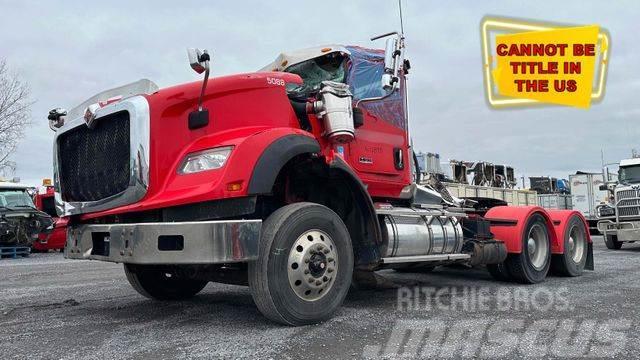 International HX620 DAMAGED DAY CAB TRUCK Tractor Units