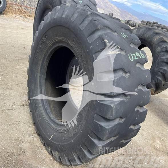 Samson 17.5X25 Tyres, wheels and rims