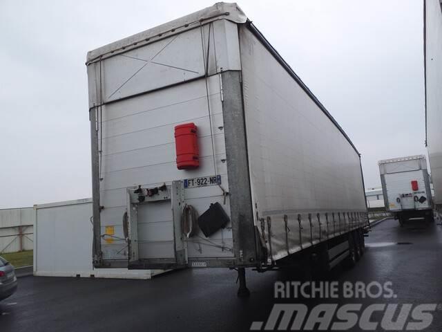 Schmitz Cargobull SCS Curtainsider trailers
