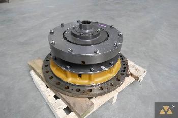 CAT 8E-1823