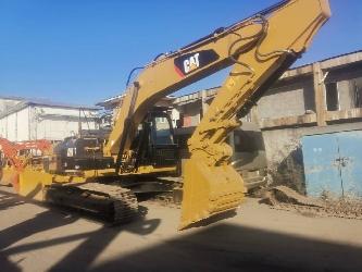 CAT 320 D