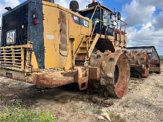 CAT 836K