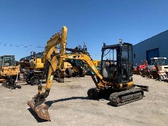 CAT 302.7 CR