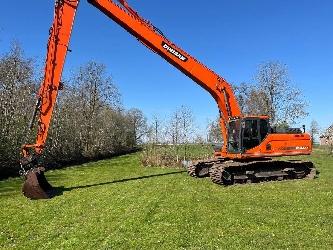 Doosan DX 300