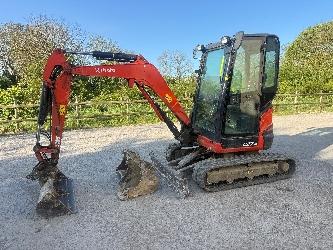 Kubota U 27-4