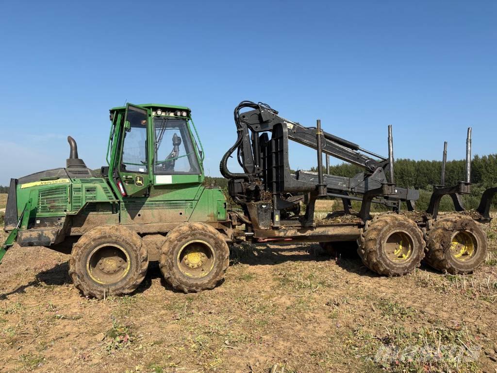 John Deere 1110G Forwarders