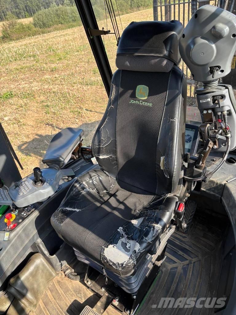 John Deere 1110G Forwarders