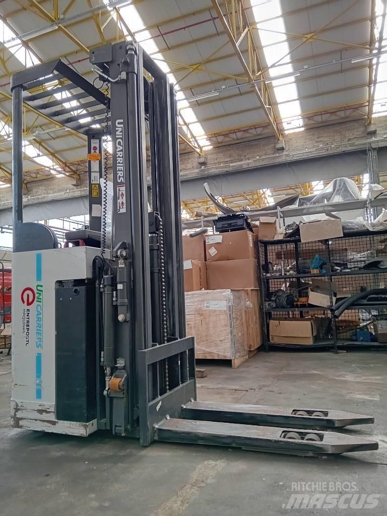 UniCarriers AJN 160 Zelfrijdende stapelaars
