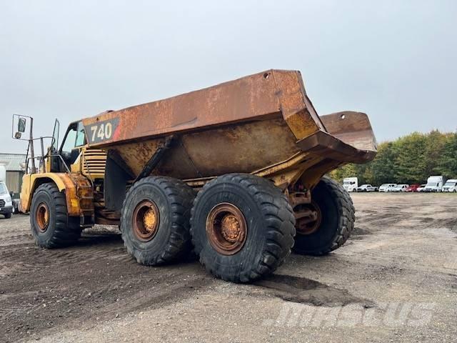 CAT 740 Knik dumptrucks