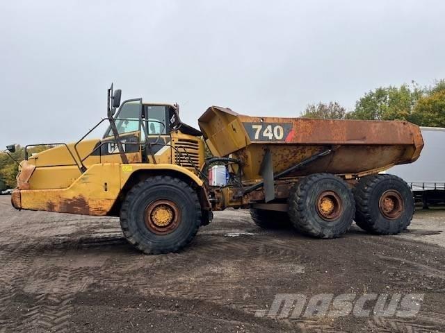 CAT 740 Knik dumptrucks