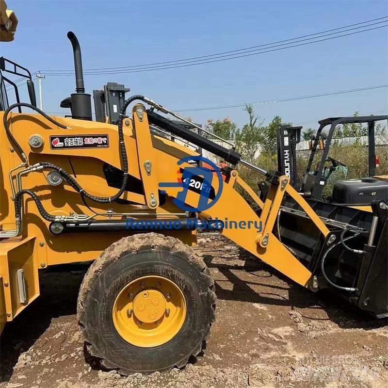 CAT 420F Wielladers