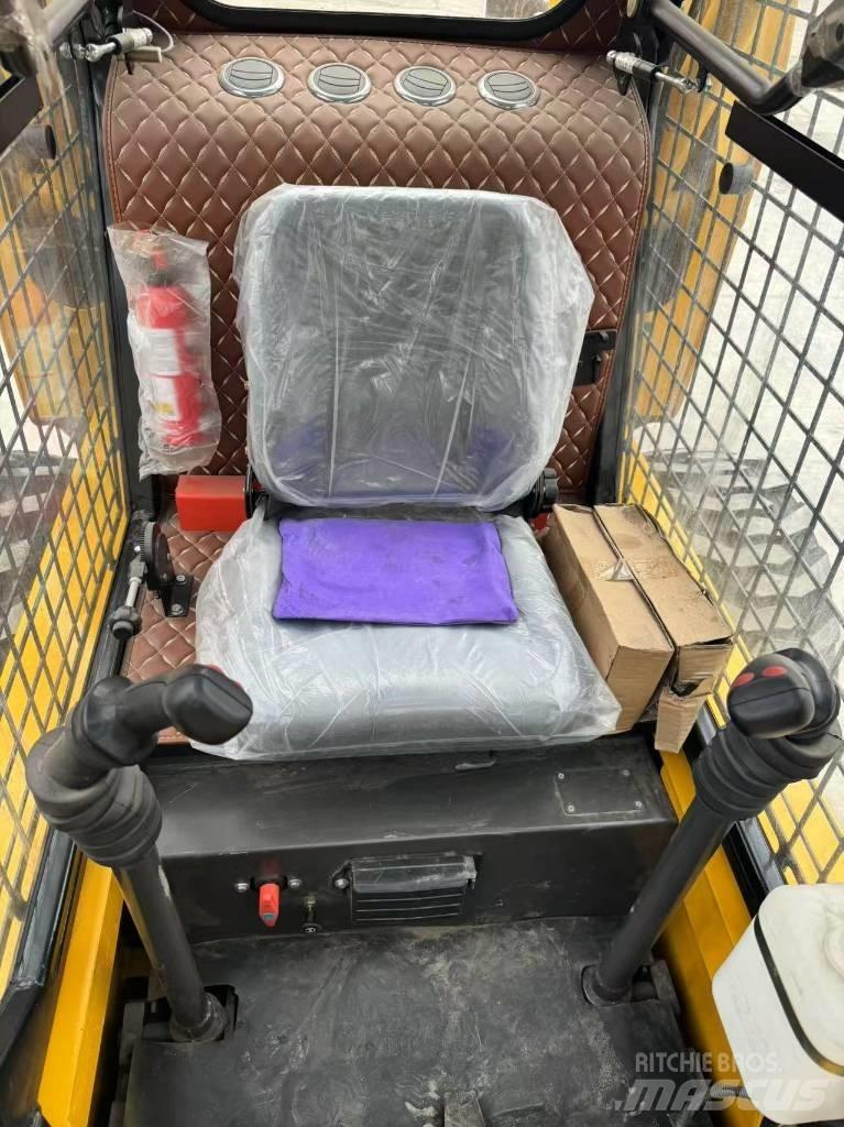 CAT 246B Miniladers