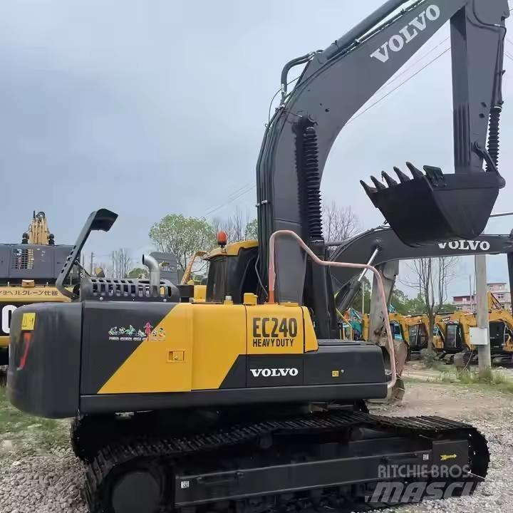 Volvo EC240D Rupsgraafmachines
