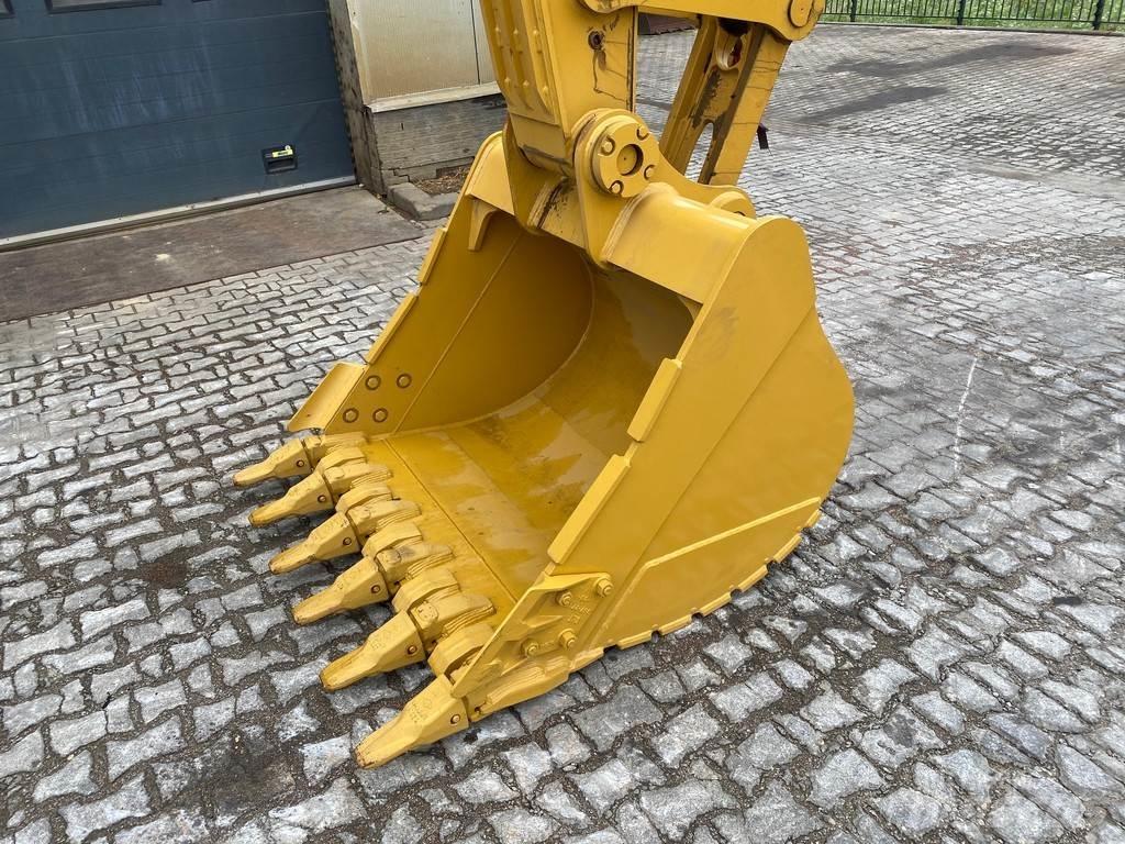 CAT 320D3 Rupsgraafmachines