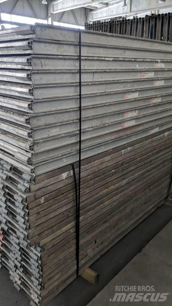 Hünnebeck BOSTA 70 Steigermateriaal