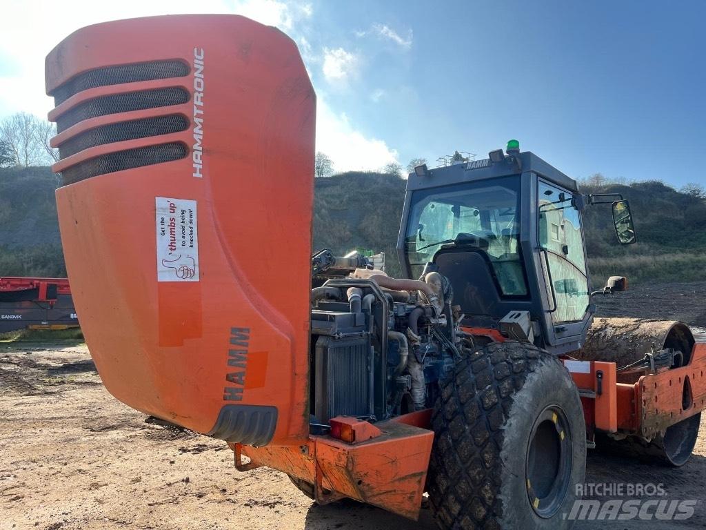 Hamm 3412 HT Trilrolwalsen