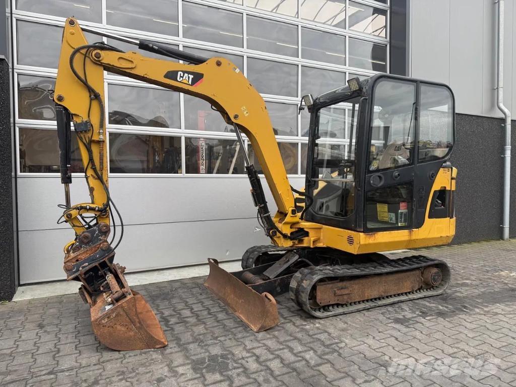 CAT 302.5C Minigraafmachines < 7t