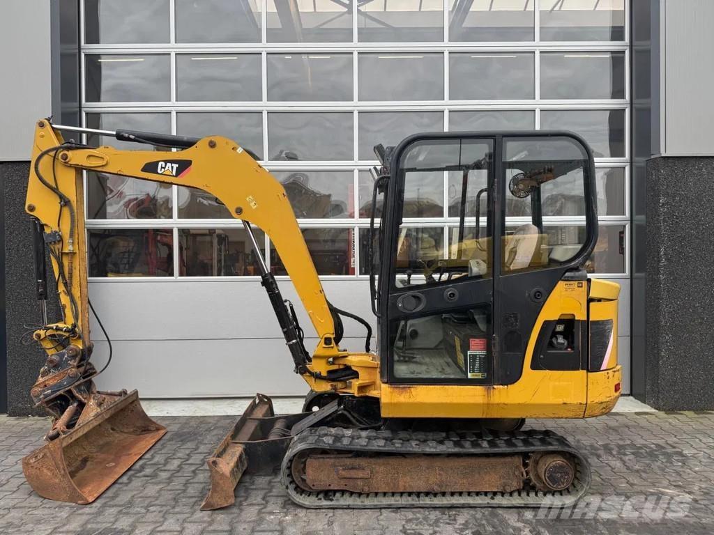 CAT 302.5C Minigraafmachines < 7t