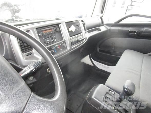 Hino 338 Kolkenzuigers