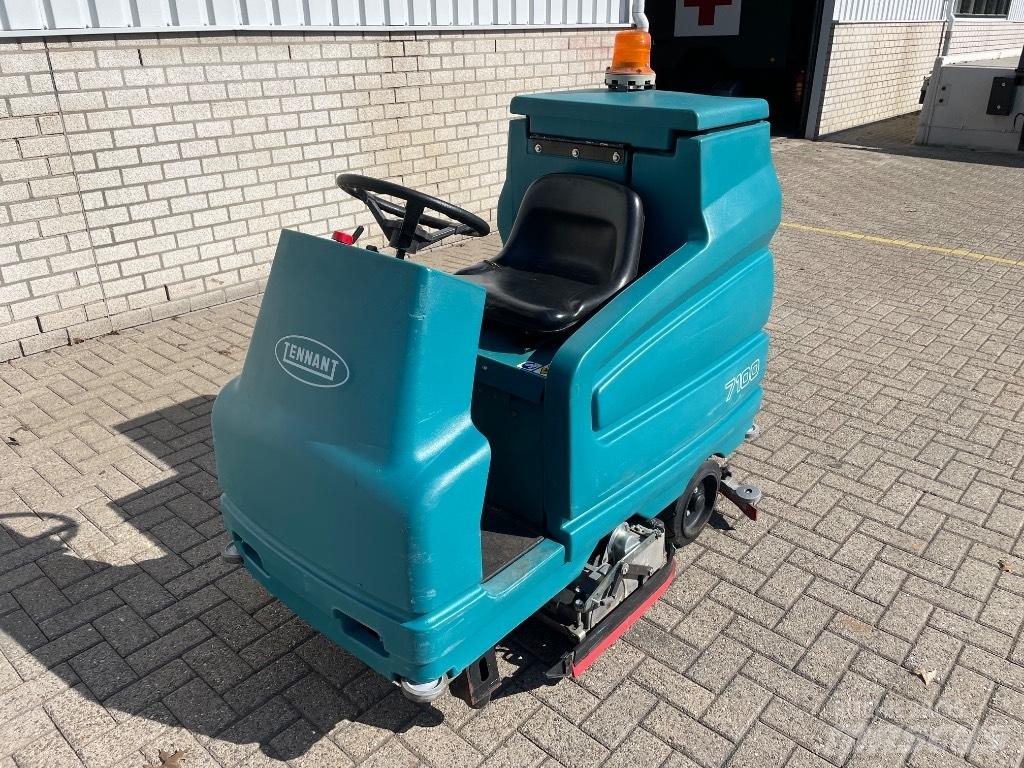 Tennant 7100 Veegmachines