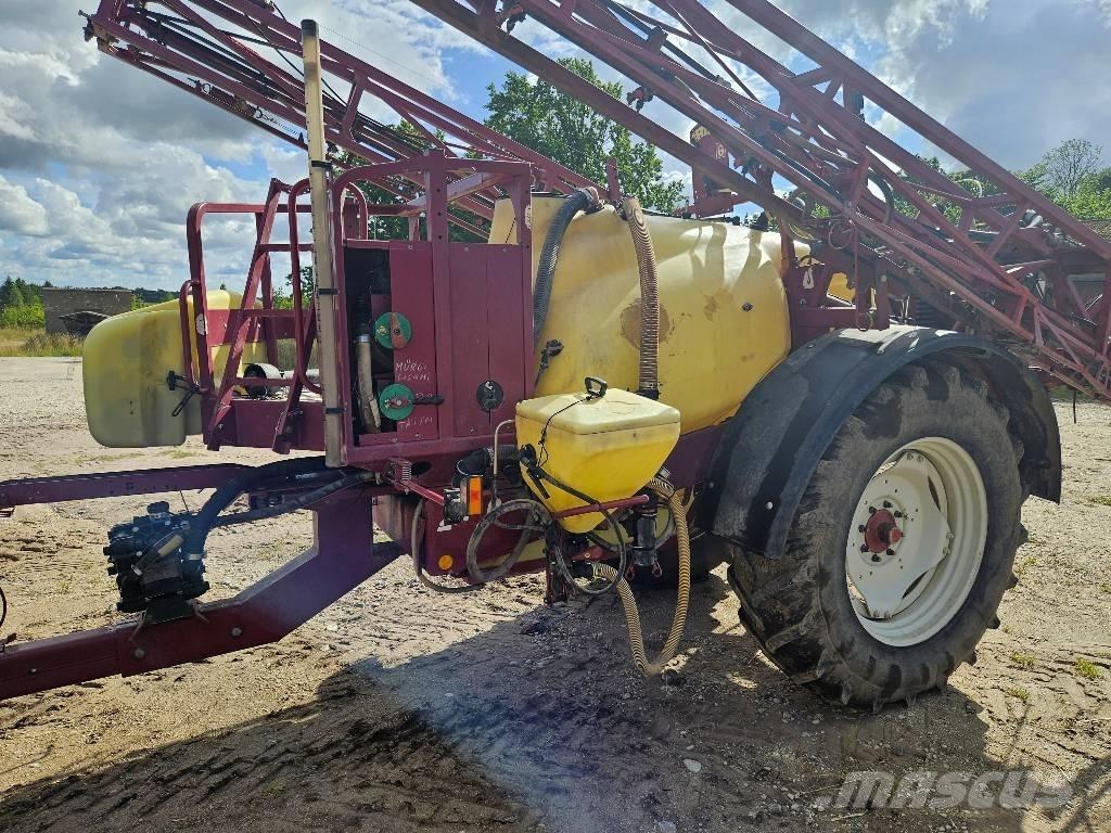 Hardi Commander 2800 Getrokken spuitmachines