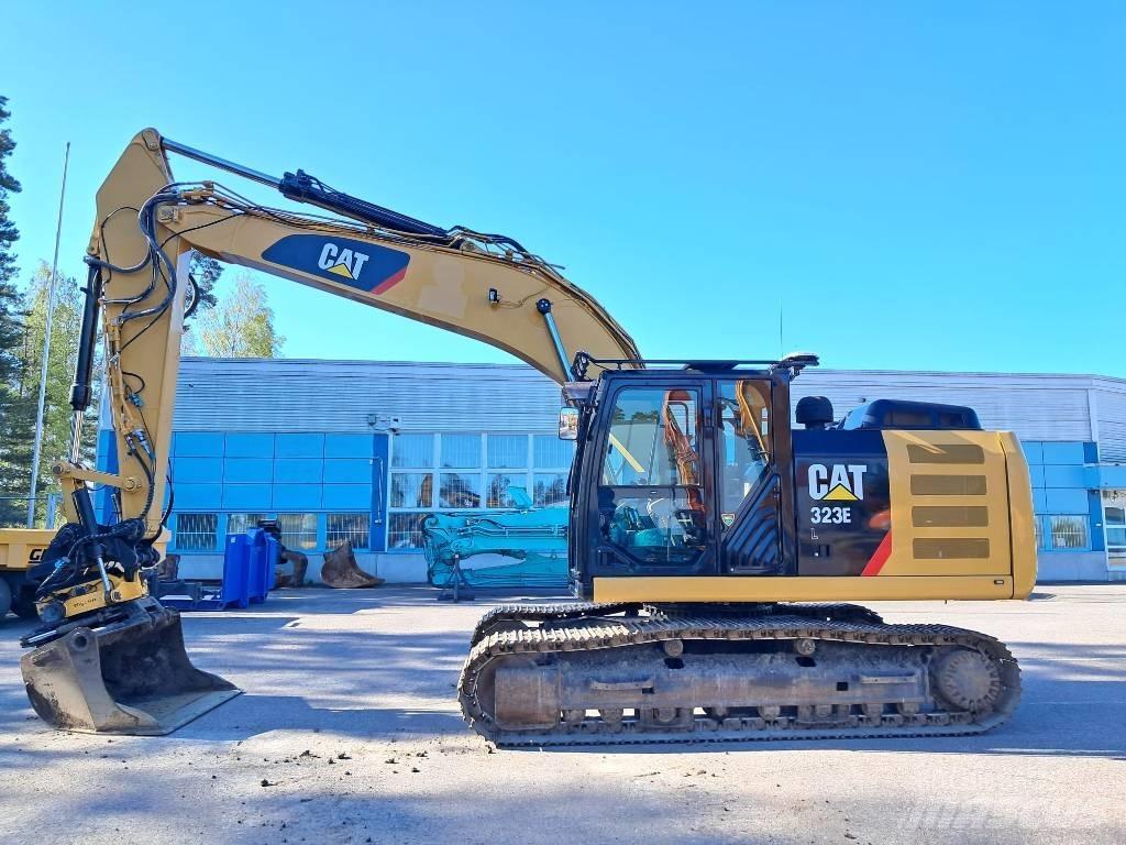 CAT 323 EL Rupsgraafmachines