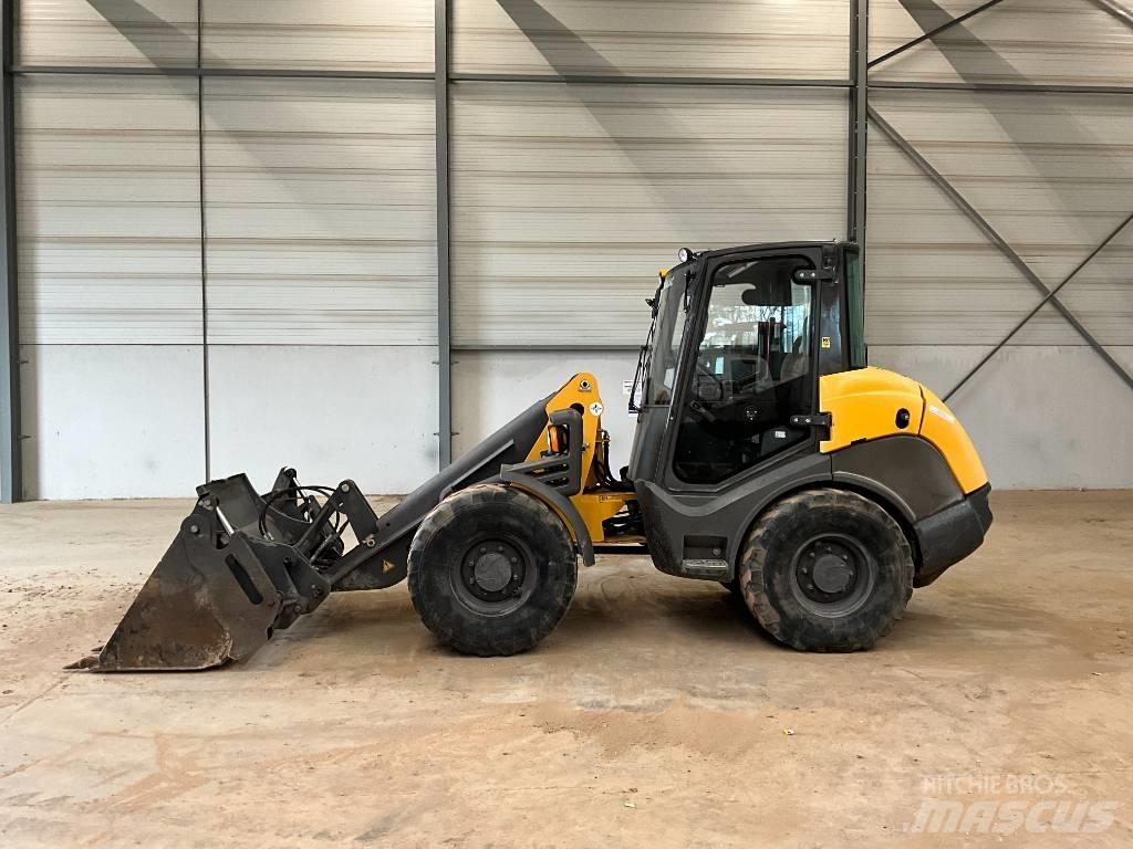 Mecalac AX 850 Wielladers