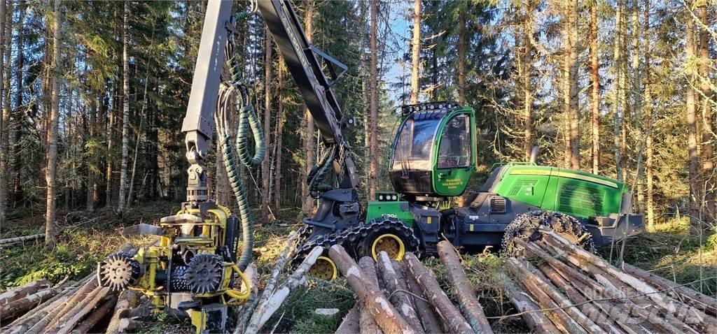 John Deere 1070G Harvesters