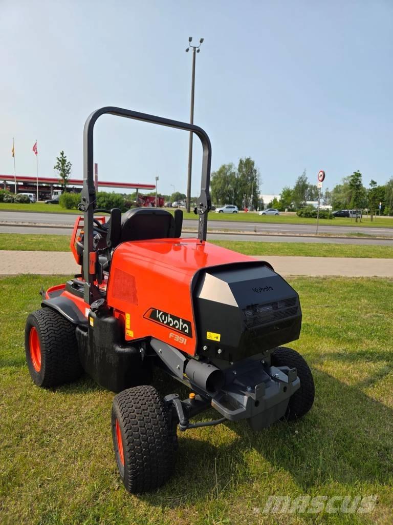 Kubota F 391 Veegmachines