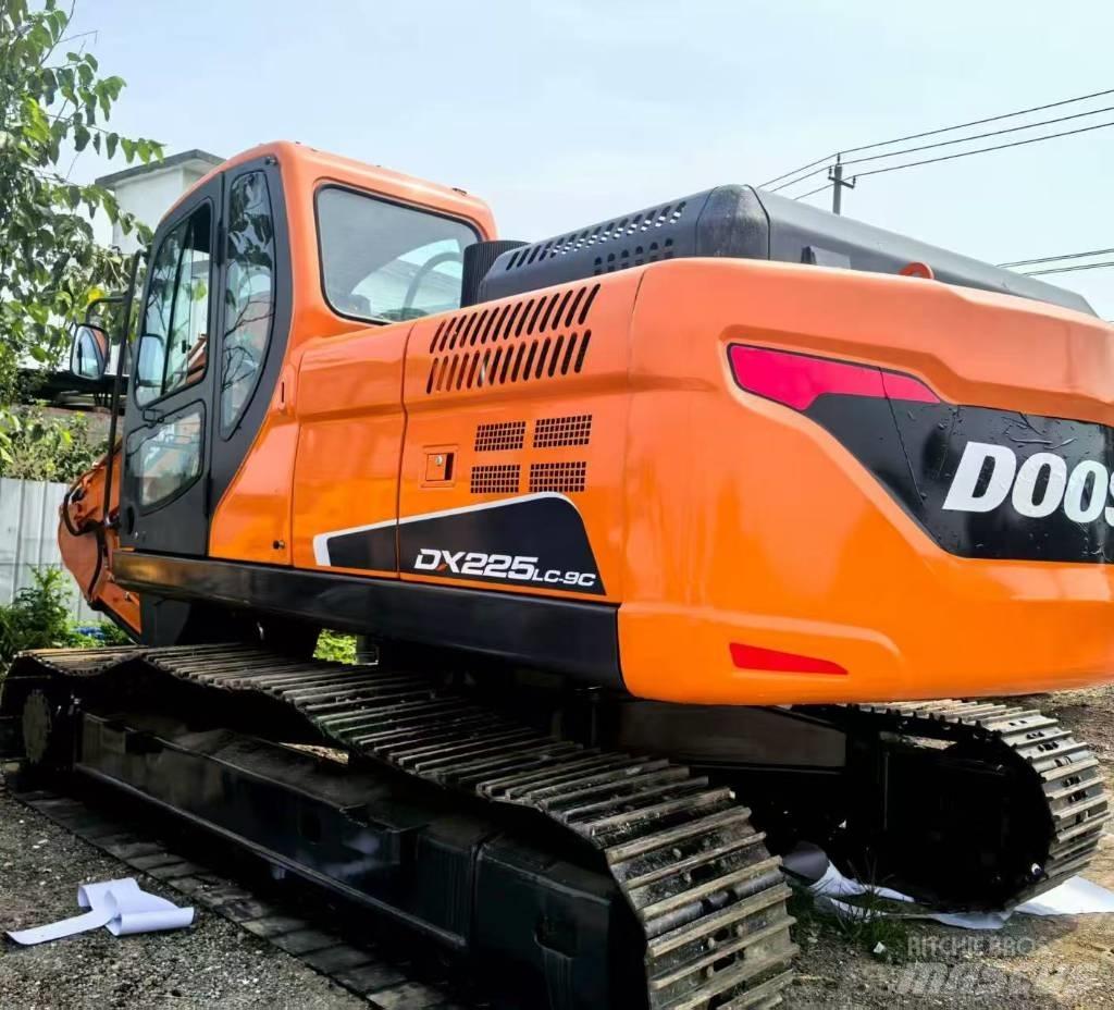 Doosan DX 225 LC Rupsgraafmachines