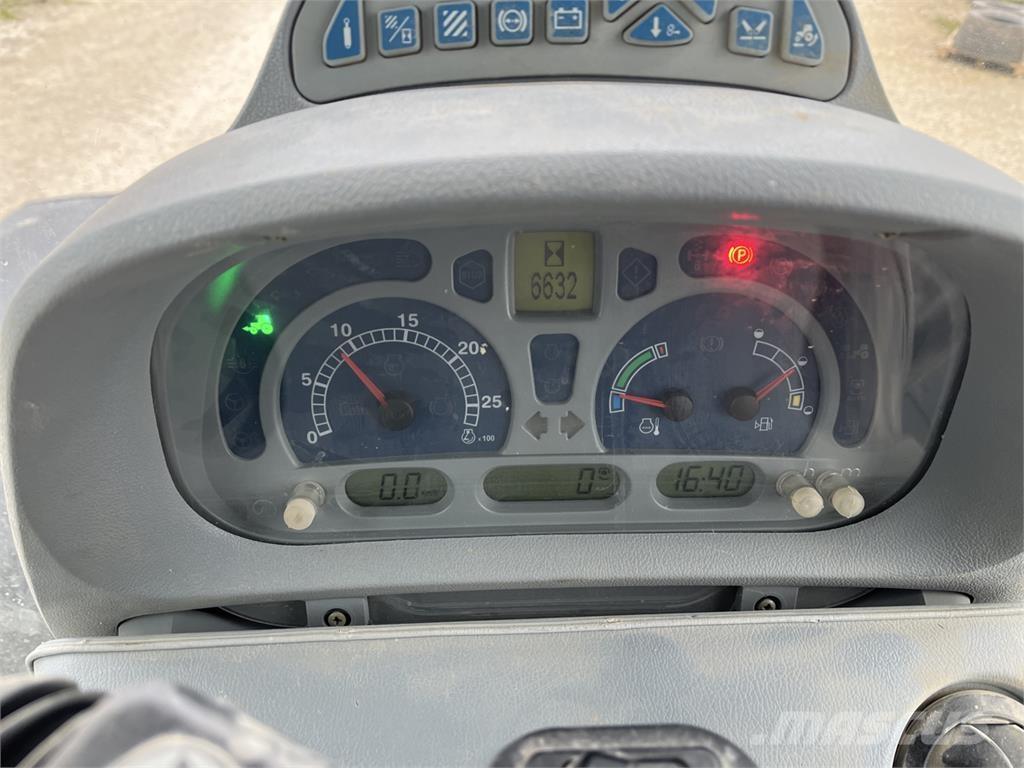 New Holland T6080 Tractoren