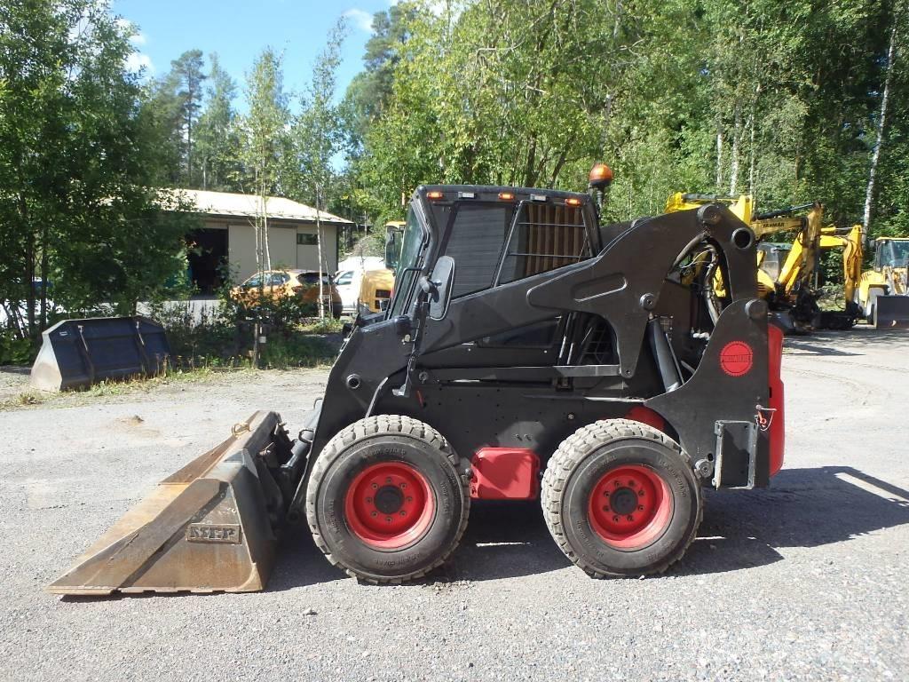 Bobcat S 300 Schrankladers